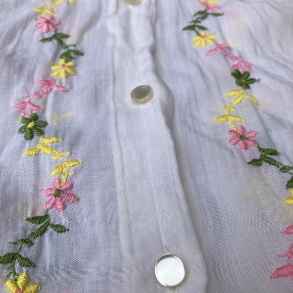 Alice Stuart Embroidered Button-Up Ruffly Top - Picture 2 of 13